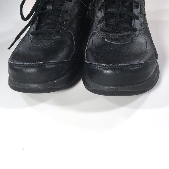New Balance 577 Walking Shoes Mens Size 10.5 D Black Leather MW577BK